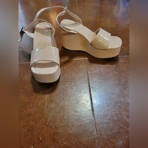 Women's Cream Platform Sandals